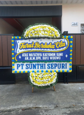 Papan Bunga Duka di Watugajah